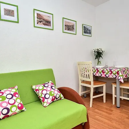 Apartment Borna *