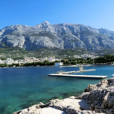 Borna * Makarska
